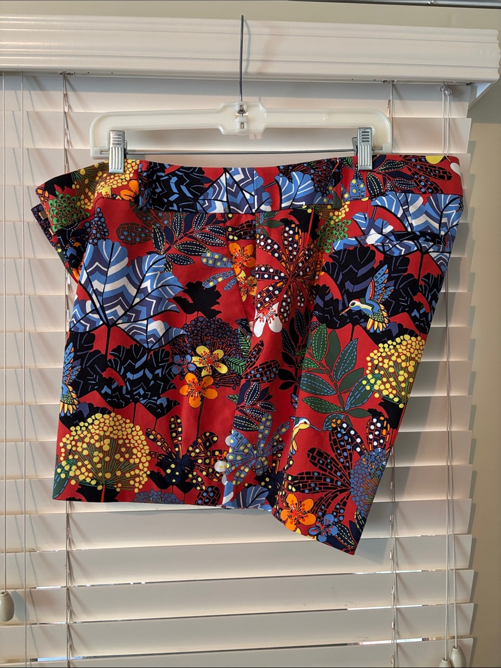 Talbot shorts. SZ 18 Red Tropical Floral Shorts